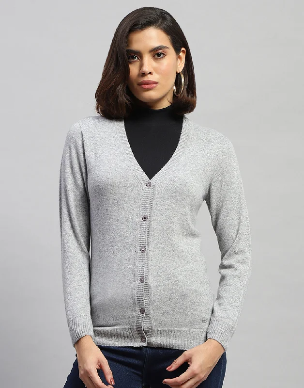 cardigan bold fit -Women Grey Solid V Neck Full Sleeve Cardigan