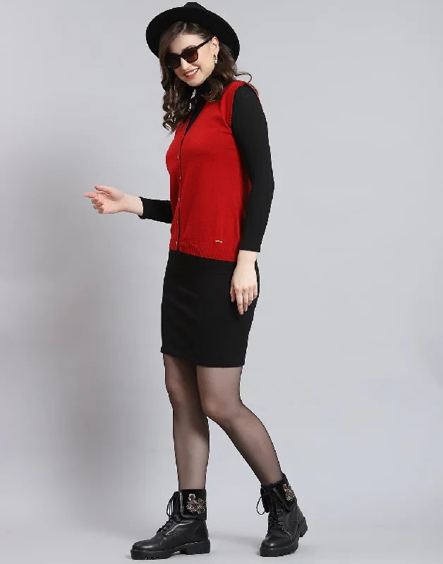 cardigan bold blend -Women Red Solid V Neck Sleeveless Cardigan